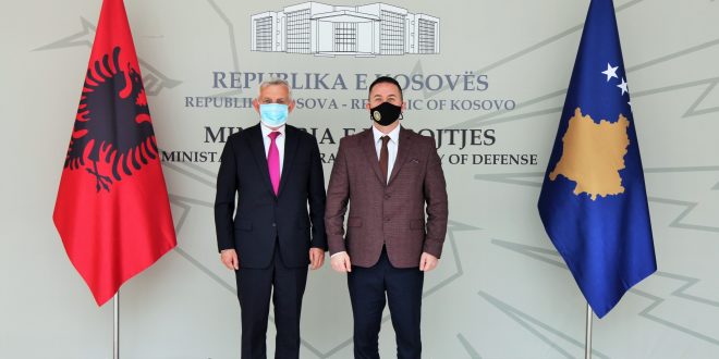 Ministri Mehaj priti ambasadorin e Republikës së Shqipërisë, Qemal Minxhozi
