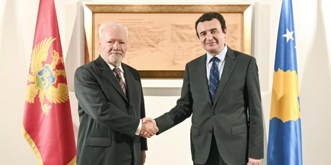 Kryeministri i Kosovës, Albin Kurti, ka pritur në takim ambasadorin e Malit të Zi, Ferhat Dinosha