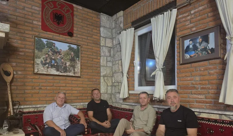 Ish komandantët e UÇK së mblidhen në Drenicë para verdiktit të Speciales