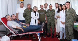 Në Ministrinë e Mbrojtjes dhe në FSK filloi dhurimi vullnetar i gjakut