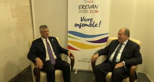 Kryetari i Kosovës, Hashim Thaçi, u prit në takim nga kryetari i Armenisë, Armen Sarkissian