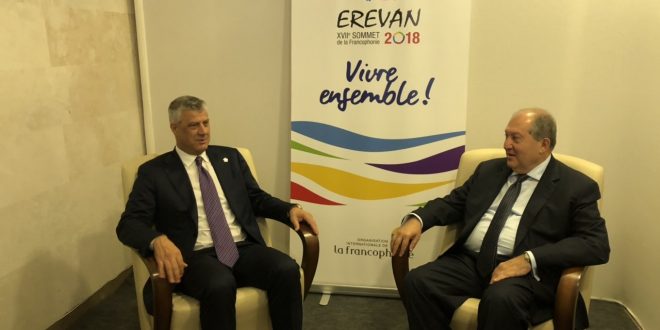Kryetari i Kosovës, Hashim Thaçi, u prit në takim nga kryetari i Armenisë, Armen Sarkissian