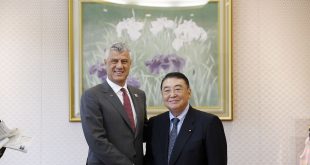 Thaci, Japoni