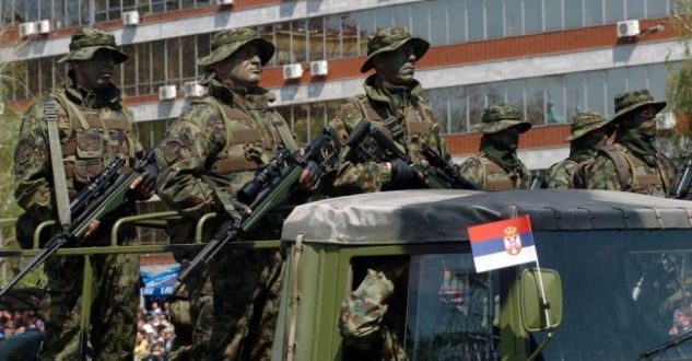 Ministri serb i Mbrojtjës, Aleksander Vulin e nis vitin e ri 2018 me kërcnim për fqinjët