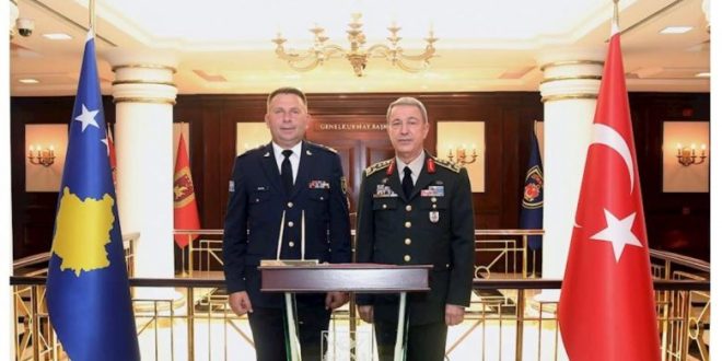 Komandanti i FSK-së, gjenerallejtënant, Rrahman Rama, qëndroi për vizitë zyrtare, në Turqi