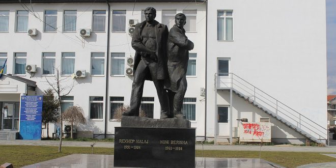 Fitim Rifati: Rënia heroike e Rexhep Malës dhe Nuhi Berishës, sipas gazetës, “Rilindja” në janar 1984