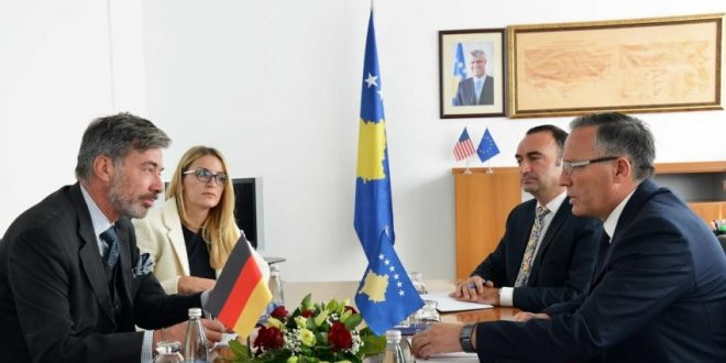 Sot nënshkruhet marrëveshje për Projektin e Qeverisjes se Mirë Financiare, ndërmjet Kosovës dhe Gjermanisë