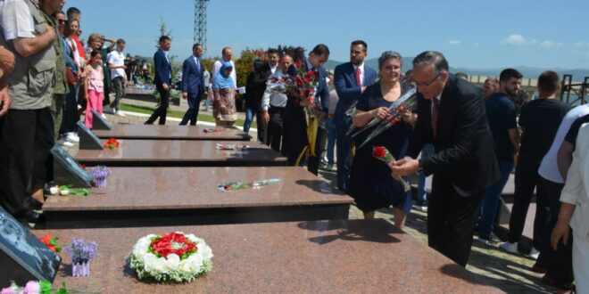 Sot është mbajtur një manifestim kushtuar Ditës së Dëshmorëve të komunës së Mitrovicës