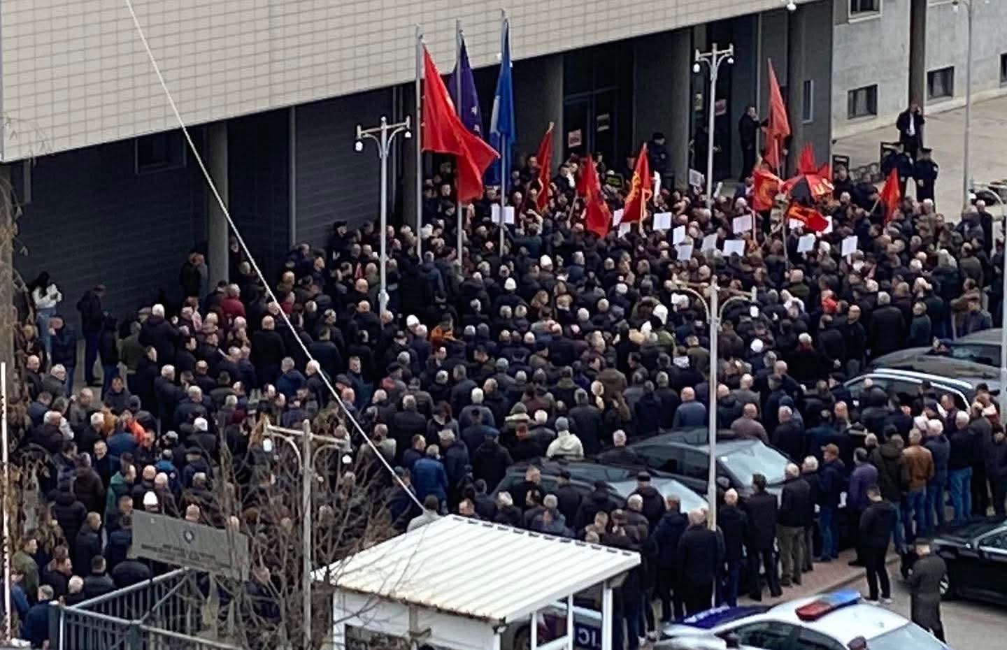 OVL e UÇK së paralajmëron vazhdimin e protestave nëse nuk ka reagim institucional