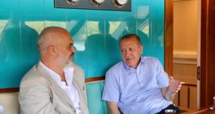 Kryeministri i Shqipërisë, Edi Rama po qëndron për vizitë ne Turqi