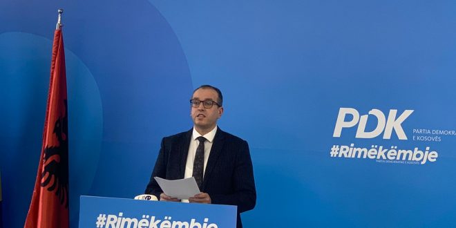 PDK shkëput komunikimin me RTV Dukagjinin: Nuk heshtim përballë propagandës së oligarkut, Ekrem Lluka dhe pazareve të tij me Albin Kurtin