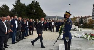 Haradinaj: 2 nëntori është ditë e vetëdijes kombëtare por edhe e pozicionimit për t’i shërbyer lirisë që u arrit