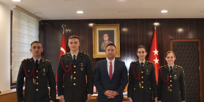 Ministri i Mbrojtjes, Armend Mehaj viziton Akademinë Ushtarake Tokësore në Turqi, takon oficerët nga Kosova