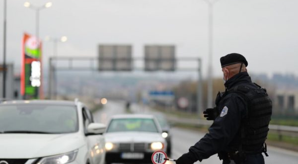 Federata e Sindikatave të Shëndetësisë së Kosovës e quan skandaloz lehtësimin e masave mbrojtëse ndaj Covid-19