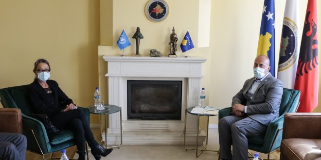 Kryetari i AAK-së, Ramush Haradinaj takon Ulrika Richardson, koordinatore për zhvillim në zyrën e OKB-së