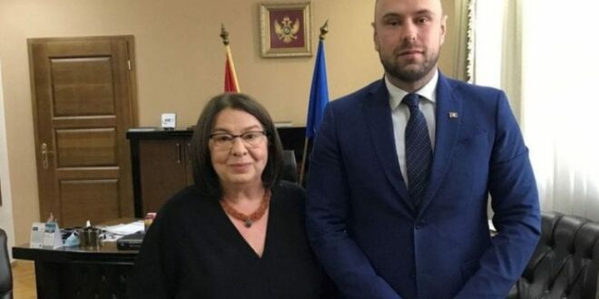 Ministri i Jashtëm i Malit të Zi, Gjorgje Raduloviq, priti ambasadoren e sapoemëruar të Kosovës në këtë shtet, Ariana Zherka Hoxha