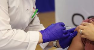 Infektologët po bëjnë i thirrje qytetarëve që të vaksinohen qoftë me AstraZeneca apo Pfizer