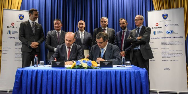 Nënshkruhet kontrata komerciale për rehabilitimin e linjës së 10-të hekurudhore, segmenti Fushë Kosovë – Hani i Elezit