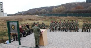 Pjesëtarë të FSK-së dhe pjesëtarë të Forcave të Armatosura të Maqedonisë trajnohen në kazermën e FSK-së