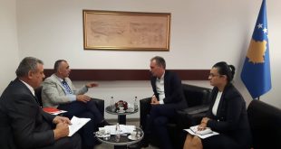 OAK kërkon përkrahje për zhvillim nga zëvendëskryeministri, Fatmir Limaj