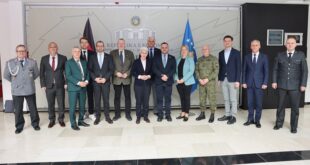 Ministri i Mbrojtjes, Ejup Maqedonci, ka pritur në takim anëtarët e Komitetit të Sigurisë e Mbrojtjes të Bundestagut gjerman