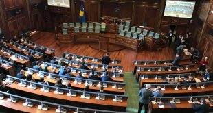 Në debatin e sotëm në Kuvend deputetët e opozitës, kanë akuzuar rëndë, kryeministrin e ri të Qeverisë