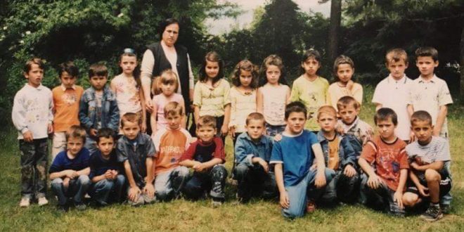 Adem Lushaj: Mësuesja Lirie, mësuesja që sakrifikoi për nxënësit, familjen dhe atdheun e saj