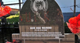 Sot në Voksh të Deçanit nderohet heroi i kombit, Agim Mazrekaj në 23 vjetorin e rënies heroike