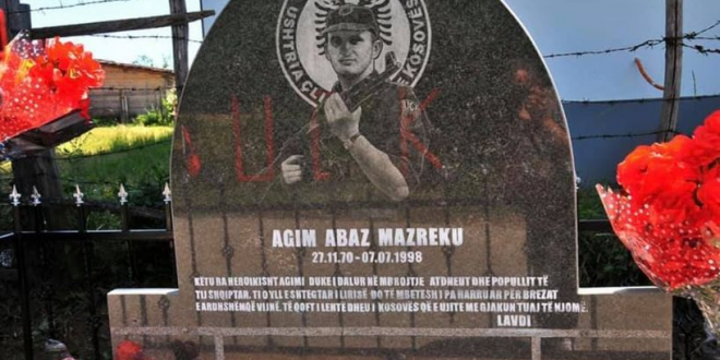 Sot në Voksh të Deçanit nderohet heroi i kombit, Agim Mazrekaj në 23 vjetorin e rënies heroike