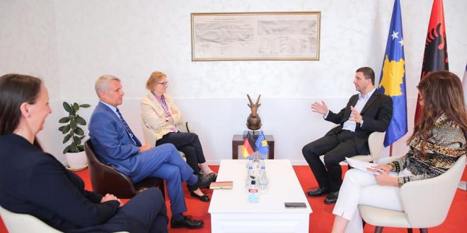 Memli Krasniqi: Kosova beson në vlerat evropiane dhe integrimi në BE është alternativa jonë e vetme