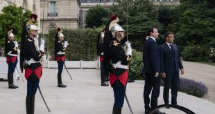 Kryetari i Francës, Macron, ka ftuar Kosovën dhe Serbinë që të angazhohen për të gjetur një kompromis