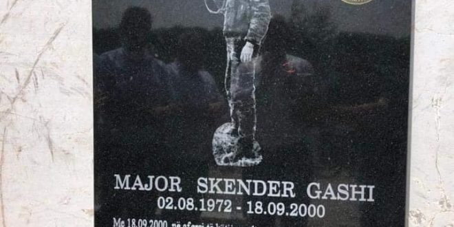 Me rastin e 21-vjetorin e rënies nesër nderohet dëshmori i kombit, major Skënder Gashi