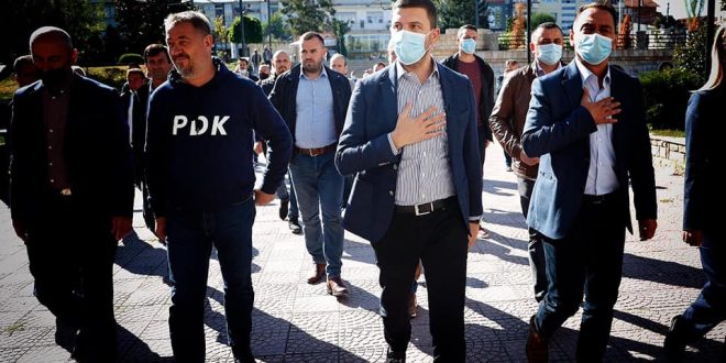 Memli Krasniqi: PDK nuk thyhet, Fadil Nura do ta udhëheqë Skenderajn bashkë me qytetarët pa dallim