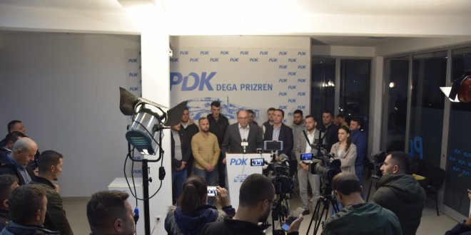 Anëtarësia e nëndegës së Vetëvendosjes, në lagjen “Bajram Curri”, mbështet Shaqir Totajn për kryetar të Prizrenit