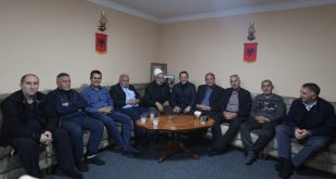 Kandidati i PDK-së për kryetar të Vushtrrisë, Ferit Idrizi, mori përkrahje nga Ali Jonuzi i Lëvizjes Vetëvendosje