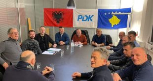 Elmi Reçica qëndroi në Gjenevë të Zvicrës, në nismën e PDK-së për hapjen e nëndegëve kudo ku jetojnë shqiptarët, në mërgim