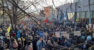 RKL: Sot në Prishtinë u mbajt një protestë e fuqishme popullore e organizuar nga PSD-ja dhe e përkrahur nga shumë qytetarë