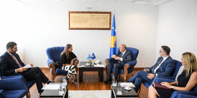 Kryeministri Haradinaj u takua me koordinatoren për zhvillimin e OKB-së në Kosovë Ulrika Richardson