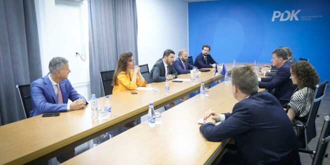 Memli Krasniqi, priti sot në një takim përfaqësuesin special të Bashkimit Evropian për dialogun Kosovë- Serbi, Miroslav Lajçak