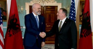 Pompeo takon kryeministrin Rama, vlerësohet angazhimi i palëkundur i qeverisë shqiptare për kontributin në aleancën e NATO-s