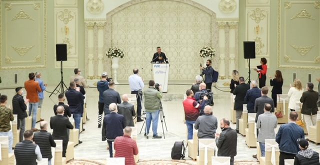 60 profesionistë të fushave të ndryshme shkencore e shoqërore aderojnë në Degën e PDK-së, në Prizren