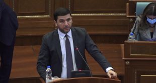Kryetari i PDK-së, Memli Krasniqi: Kryeministër, trajtoni me dinjitet e pa dallime të gjitha komunat e vendit