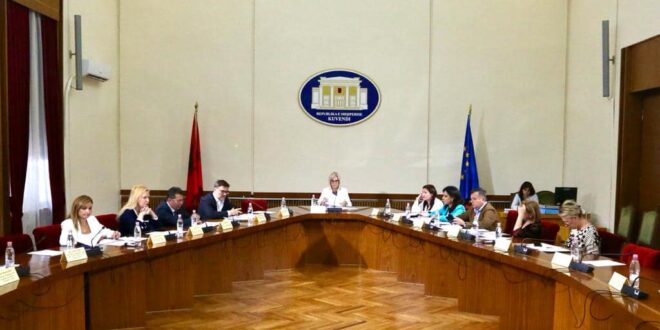 Socialistët e demokratët që mbështesin Amerikën, sot në Kuvendin e Shqipërisë, filluan sesionin e ri parlamentar
