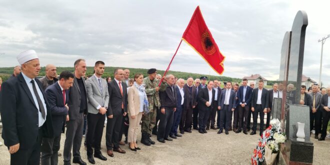 U përkujtua Masakra e Gollubovcit, ku 24 vite më parë, forcat serb vranë mizorisht 30 civilë shqiptarë, të fshatrave Plloqicë e Gollubovc