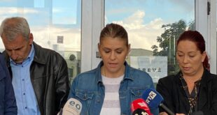 Diana Metushi-Krasniqi: Të arrihet marrëveshje ndërmjet Qeverisë dhe SBASHK-ut, nxënësit e kanë vendin në shkolla