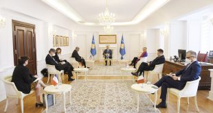 Kryetari, Hashim Thaçi, ka njoftuar ambasadorët e vendeve të Quintit dhe shefen e BE-së, në Kosovë, për mandatarin e ri