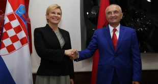 Kryetarja, Kolinda Grabar-Kitaroviq, falënderoi popullin shqiptar për ndihmën në çlirimin e Kroacisë