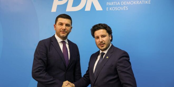 Kryetari i PDK-së, Memli Krasniqi, e ka pritur në takim kryeministrin e Malit të Zi, Dritan Abazoviq