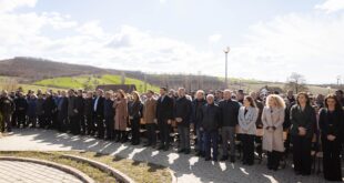 Krerët e UÇK-së po mbahen padrejtësisht në paraburgim në emër të asaj që quhet drejtësi, tha kryetari i Skëndrajt, Fadil Nura