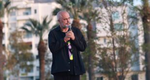 Edi Rama, gjatë takimit elektoral në Rrëshen është treguar i pakursyer me kundërshtarët politik, Ilir Meta e Sali Berisha